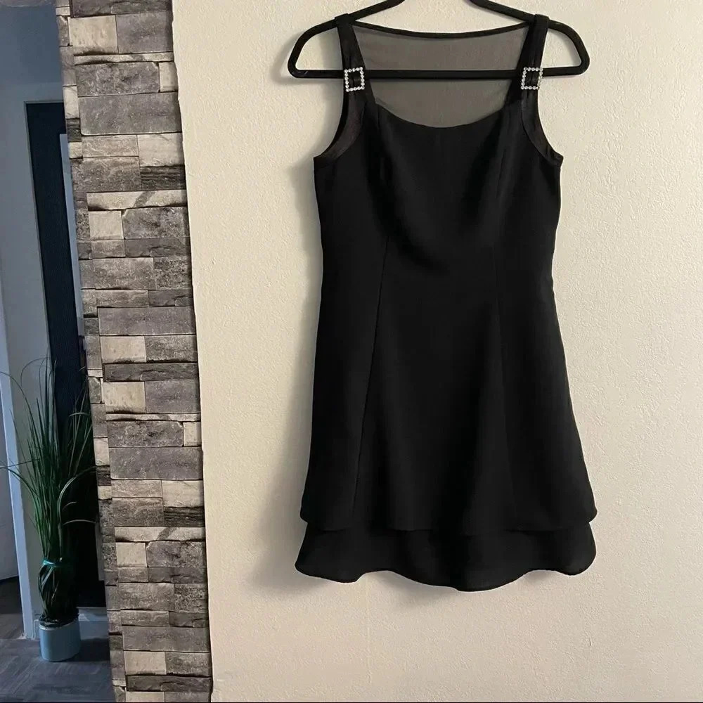rare cdc petites black dress